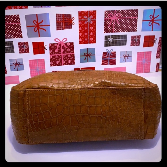 Perlina Croc Embossed Brown Leather Shoulder Bag - Picture 12 of 16